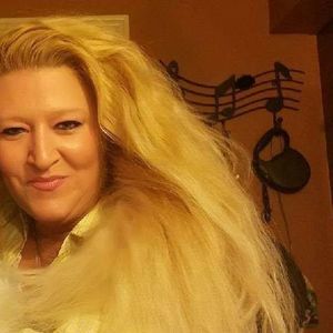 Meet your Posher, Rose